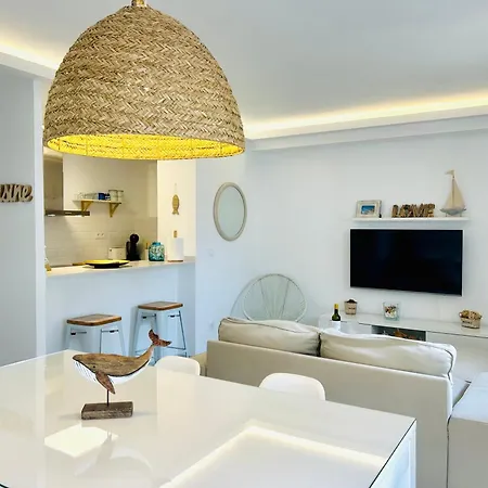 Luminoso Y Reformado A 1min De Playa * 滨海托萨